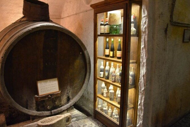 visit-to-a-wine-museum-and-wine-tasting-in-santorini
