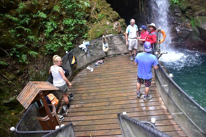 volcano-waterfall-and-hot-springs-combo-private