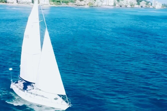 waikiki-small-group-turtle-snorkeling-sailing