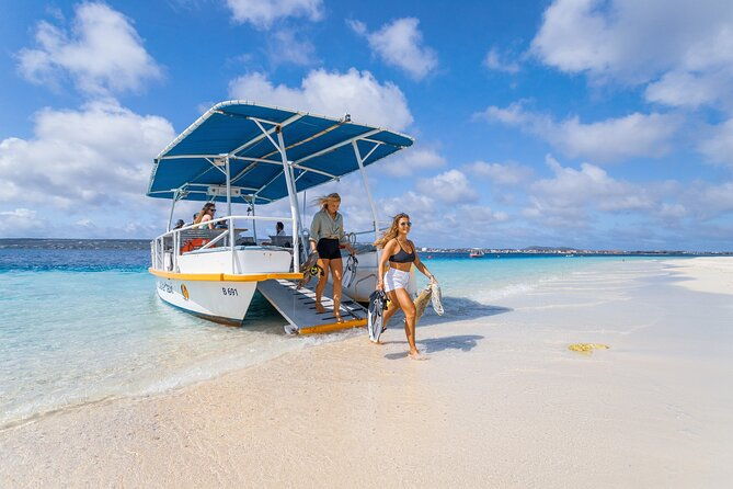 watertaxi-to-klein-bonaire-on-the-no-name-beach