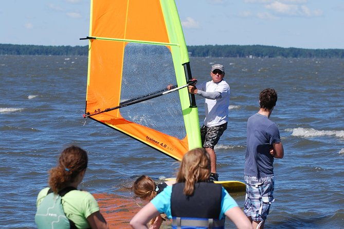 windsurfing-lesson-on-rehoboth-bay