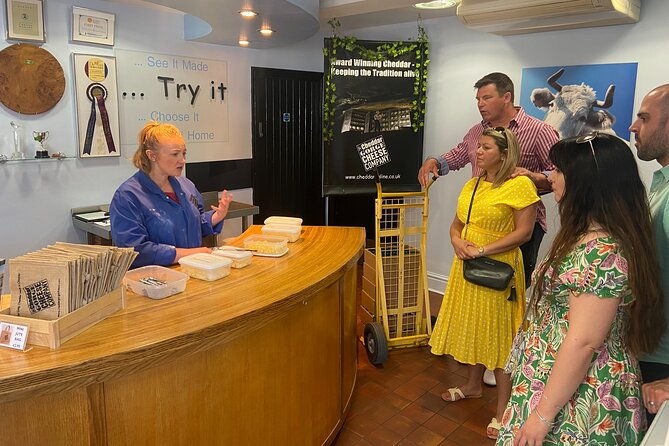 wine-and-cheese-tasting-tour-in-cheddar-valley
