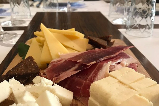 wine-lovers-tour-from-hvar