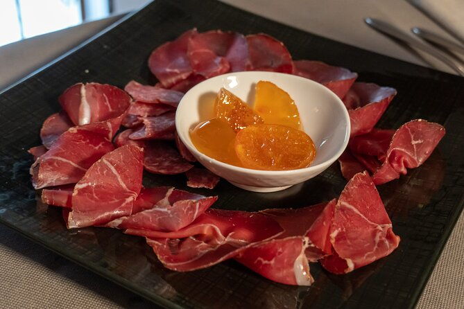 wine-tasting-experience-in-milan-city-centre-2