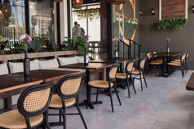 wine-tasting-experience-with-tasting-menu