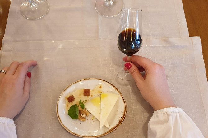 wine-tasting-in-granada-4