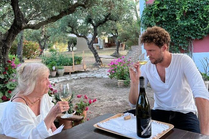 wine-tasting-with-panagiotis