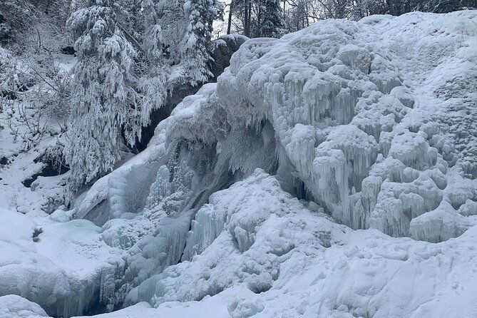 winter-waterfall-walk