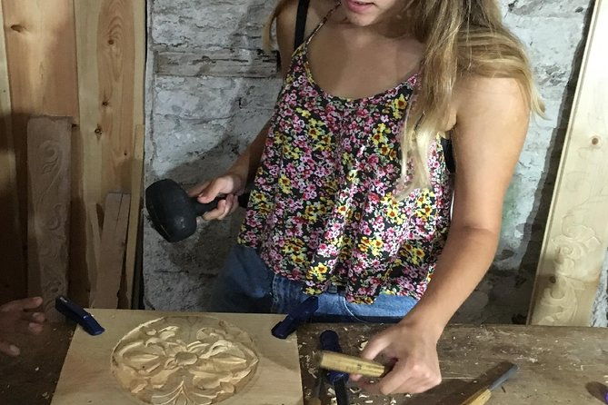 wood-crafting-experience-in-gjirokastra