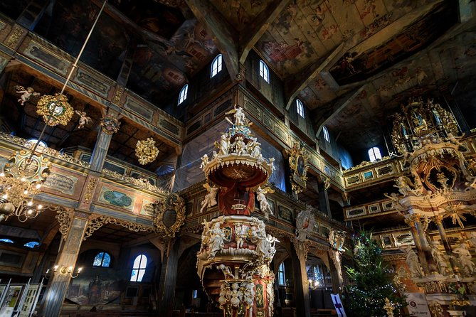 wroclaw-to-rock-city-in-adsprach-and-church-of-peace-in-swidnica-private-tour