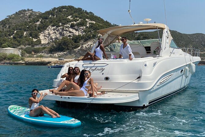 yacht-excursion-with-drinks-lunch-and-snorkeling-in-gran-canaria