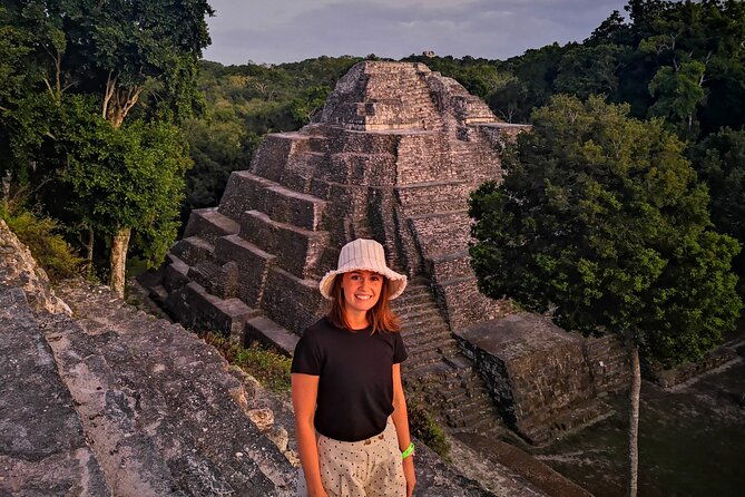 yaxha-archaeological-focus-day-tour-with-monkeys-spotting