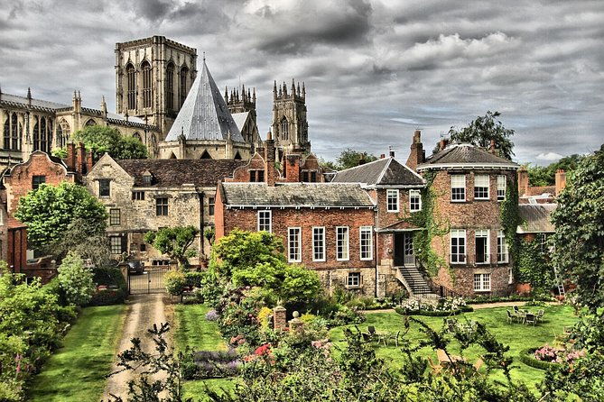 york-private-walking-tour-with-a-professional-guide
