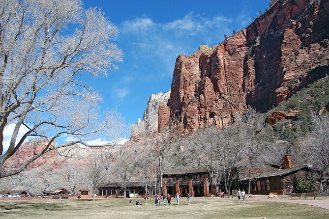 zion-national-park-self-guided-driving-shuttling-tour