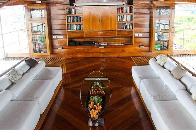 4-day-amazon-river-luxury-cruise-from-iquitos-on-the-delfin-ii