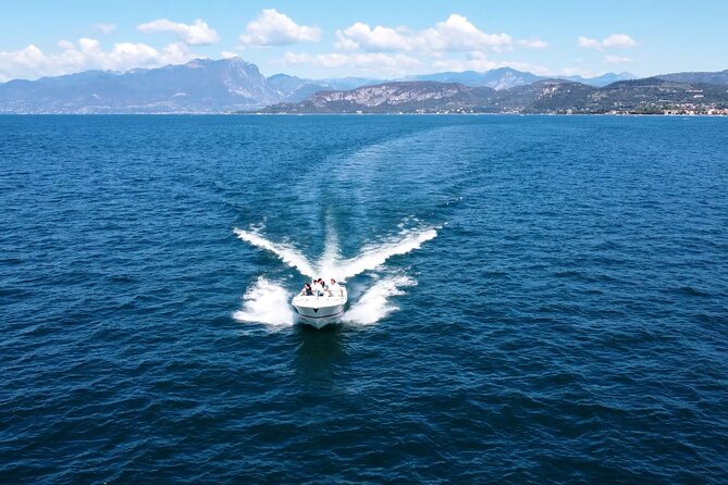 4-hour-boat-tour-on-lake-garda-from-lazise