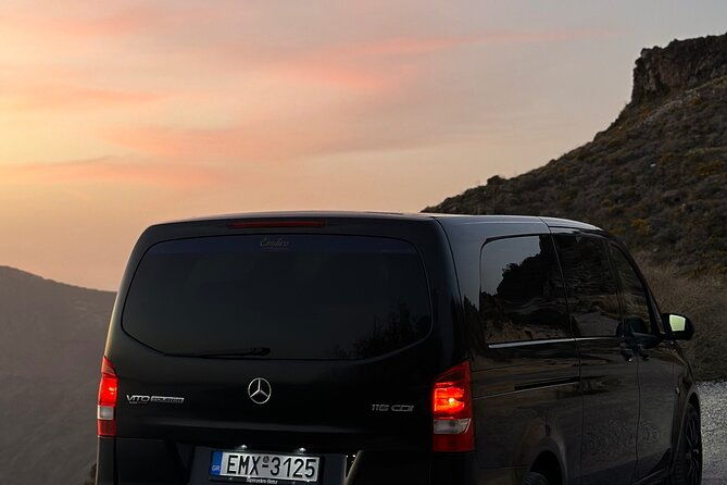 4-hours-private-sightseeing-tour-in-santorini