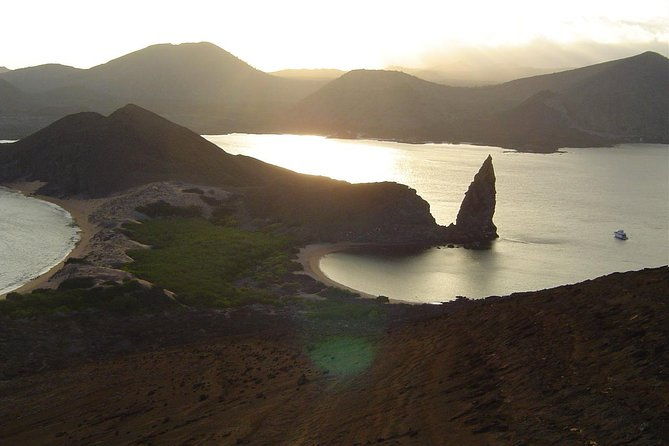 4-or-5-day-galapagos-islands-explorer-package-from-santa-cruz-island