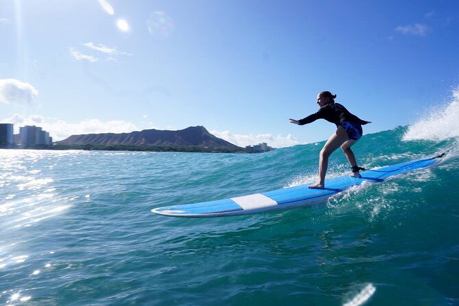 1-5-hour-semi-private-surfing-lesson-in-honolulu
