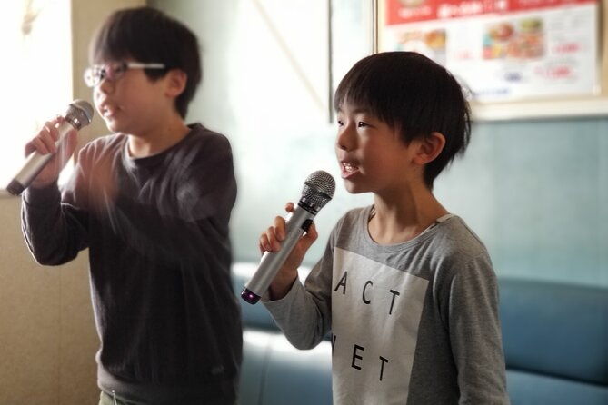 1-hour-karaoke-room-with-set-menu-and-unlimited-drinks-in-osaka
