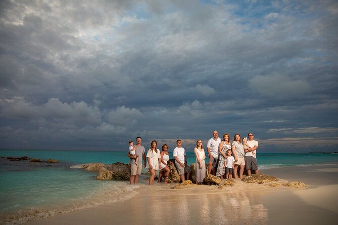1-hour-private-professional-portraits-in-grace-bay-beach