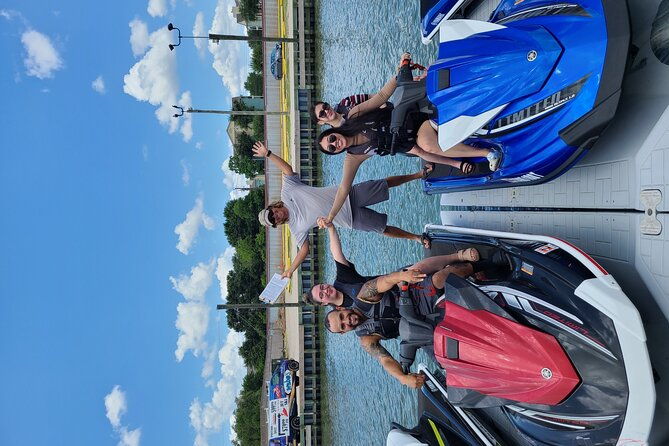 1-hour-single-jet-ski-rental-in-seabrook-up-to-2-passengers-2