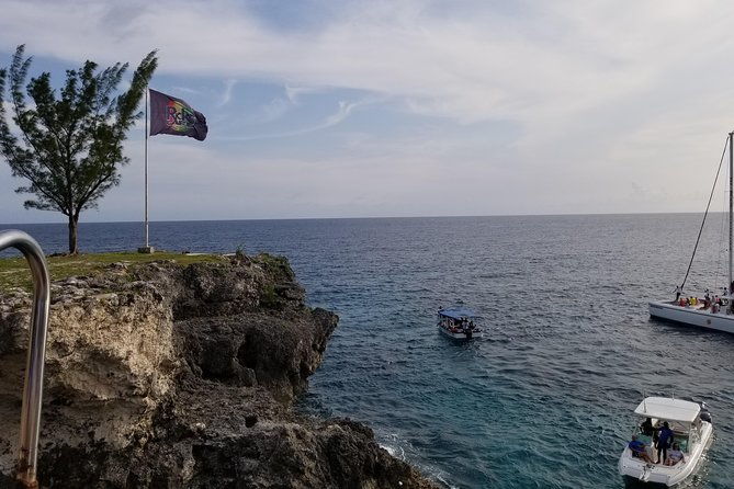 1-negril-private-airport-transfer-to-from-hotels-accommodations