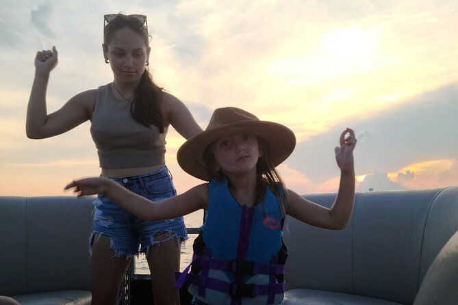 10-passenger-pontoon-boat-rentals