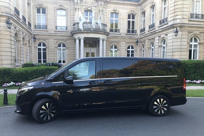 100-champagne-lover-tour1-iconic-house-visit3-tastings-lunch