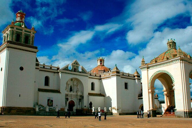 2-day-trip-from-la-paz-copacabana-isla-del-sol-night-in-isla-del-sol