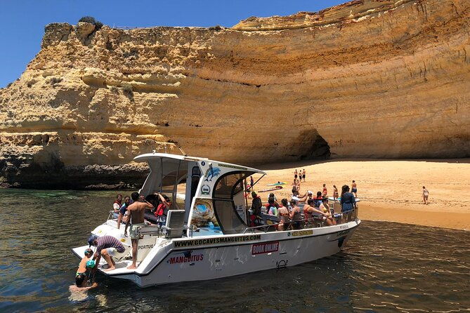 2-hours-cruise-portimao-to-benagil-cave-marinha-beach
