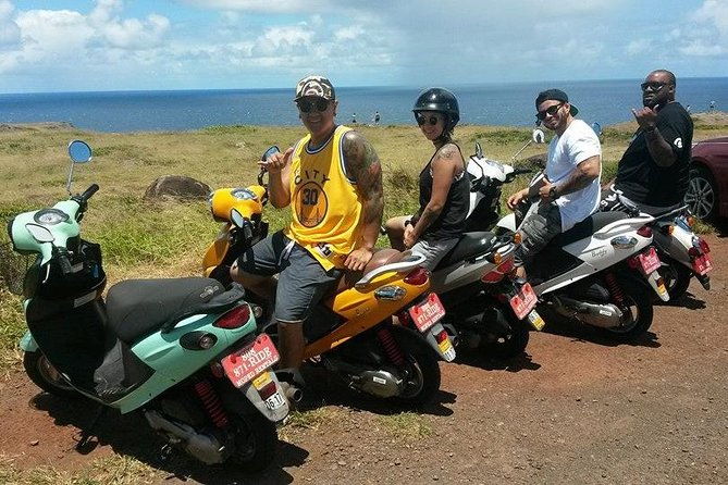2-passenger-200cc-scooter-rental-21-motorcycle-license-2