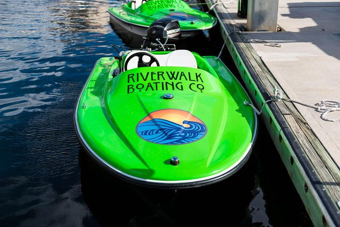 2-person-mini-power-boat-rental-at-tampa-riverwalk-2