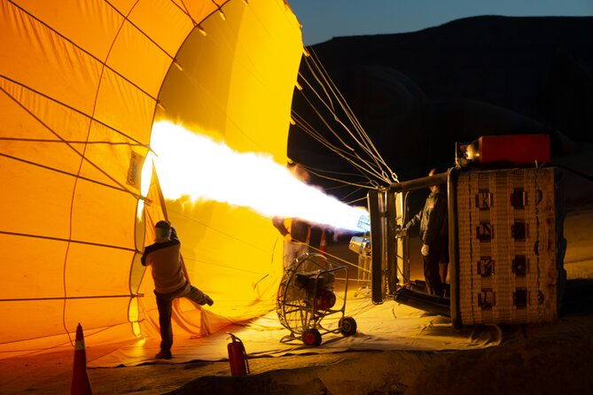 2-way-airport-transfer-hot-air-balloon-1-day-tour-green-or-red