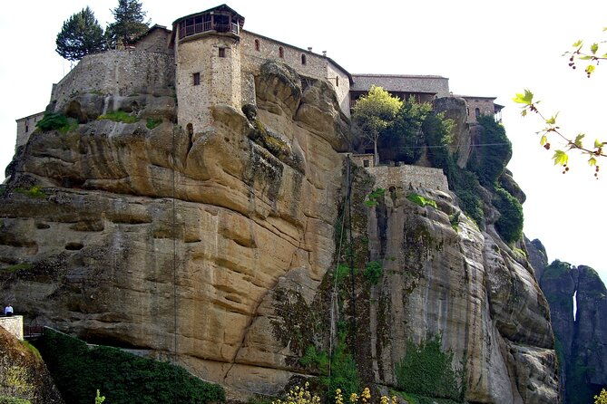 3-day-private-tour-in-olympia-delphi-monasteries-of-meteora