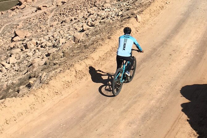 3-hour-congata-rover-biking-ride-tour-in-arequipa