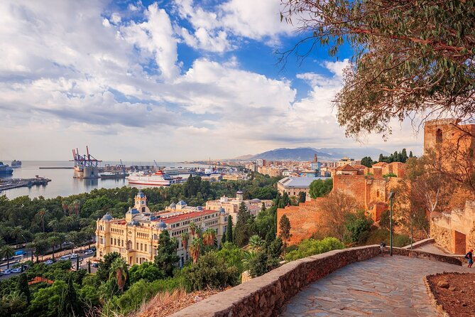 3-hours-private-guided-tour-in-spain-with-skip-the-line-access