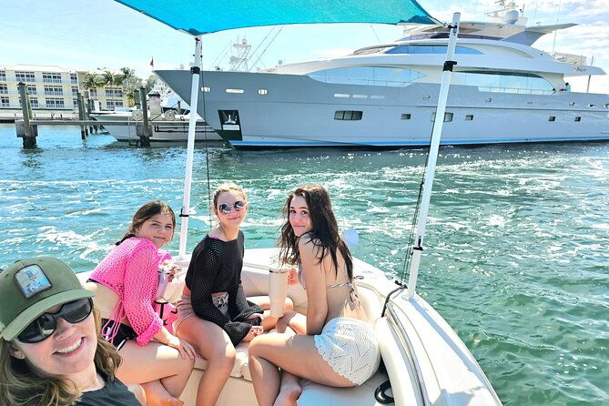 3hr-sightseeing-tour-and-peanut-island-sandbar-tour