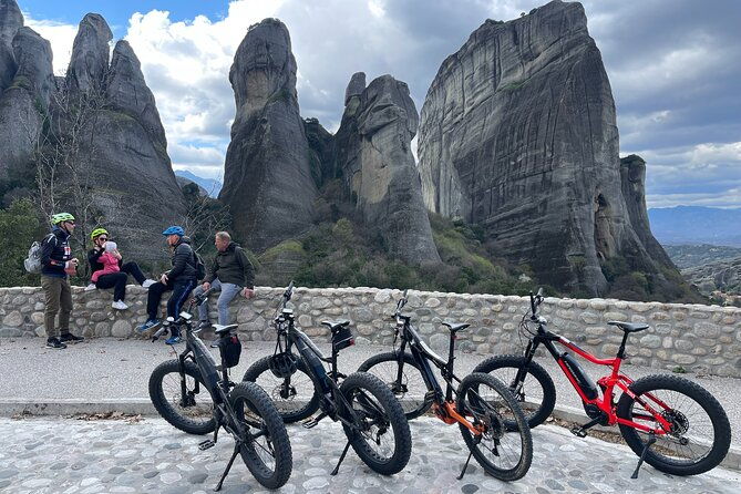 4-hour-tour-morning-highlights-of-meteora-on-e-bike-2
