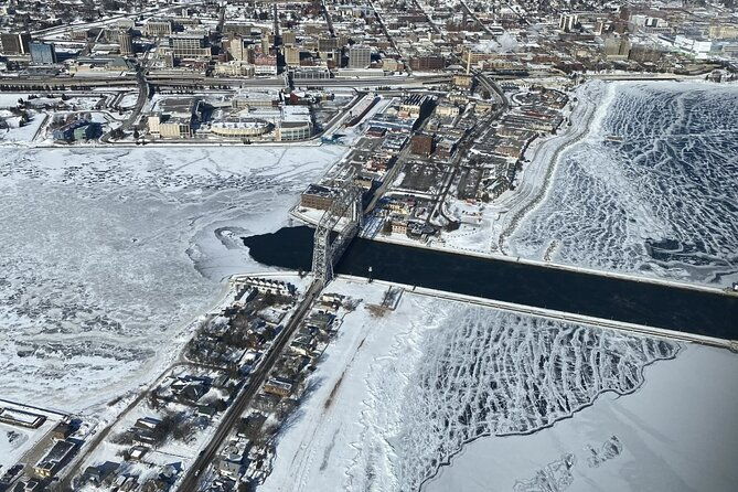 60-mile-ultimate-helicopter-tour-over-duluth-and-lake-superiors-north-shore