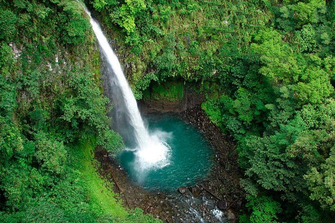 7-cable-zipline-canopy-tour-over-la-fortuna-waterfall