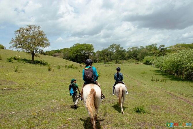 730am-jungle-farm-trail-ride-plus-xunantunich-adventure