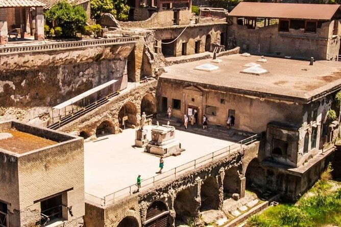 830-a-m-pompeii-and-panoramic-photos-of-naples-morning
