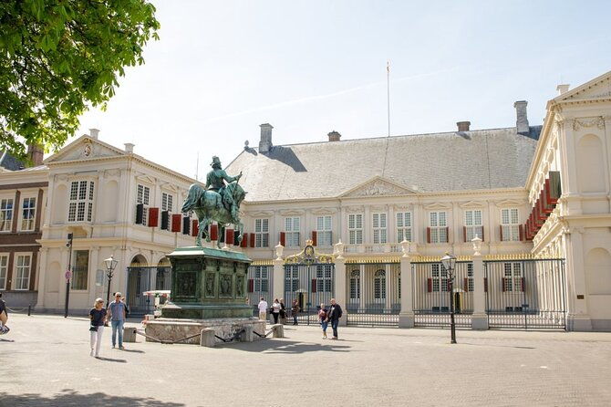 90-minutes-self-guided-walking-tour-with-puzzles-in-den-haag