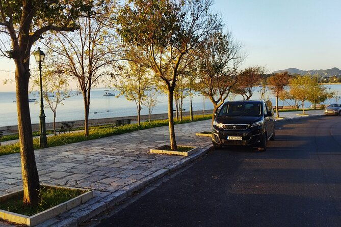 achillion-palace-and-corfu-town-half-day-private-tour