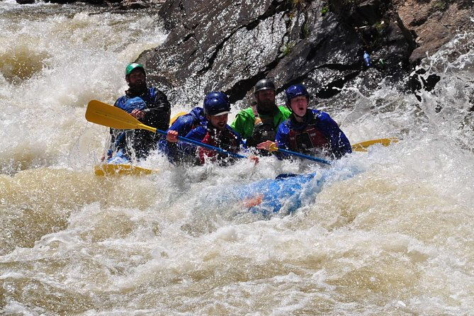 advanced-whitewater-rafting-in-clear-creek-canyon-near-denver-2