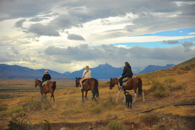 adventure-horseback-riding-on-cerro-frias