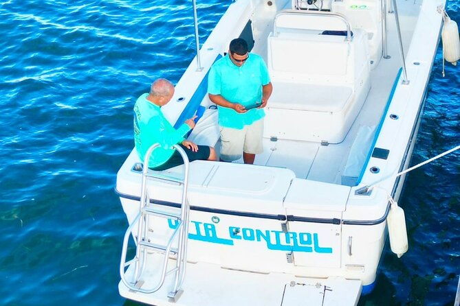 adventure-stingray-city-snorkeling-the-reef-and-star-fish-point