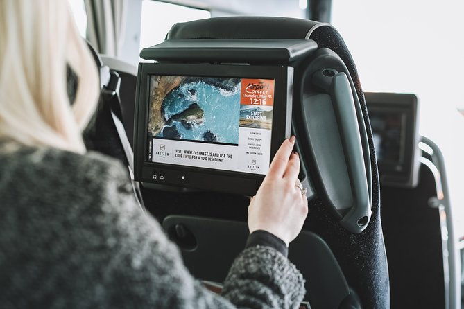 airport-transfer-in-iceland-from-keflavik-airport-to-reykjavik-city-one-way