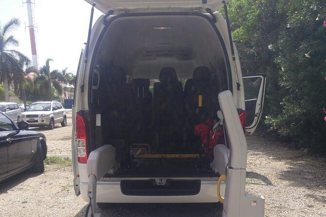airport-transfer-to-west-bay-accommodations-gcm-grand-cayman